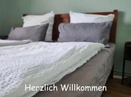 Design Apartment, Klimaanlage, privat Parkplatz, Wallbox, NETFLIX, DominosPizza