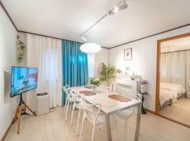 Family Suite near Hongdae & Seoul Station