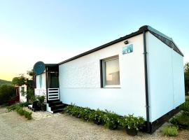 MARIS MOBILE HOME，位于德拉格的酒店