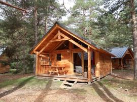 Huttopia Barcelona Pirineos, luxusní kemp v destinaci Guardiola de Berguedà