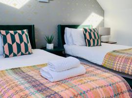 Brackenhill Lodge Halifax, cabin in Queensbury