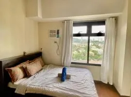 1 Bedroom with balcony azalea condo