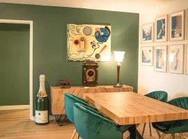 Spacious home near Canal and Stadium with Wifi