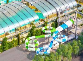 Camping La Croix du Vieux Pont, Hotel in Berny-Rivière