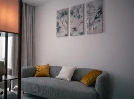 Modern Luxury Apartment in Nova by Devtraco- prime location and convenient 15mins from the airport