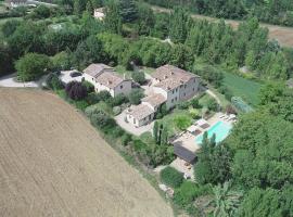 Agriturismo Le Noci, hotel v destinaci Monte Castelli
