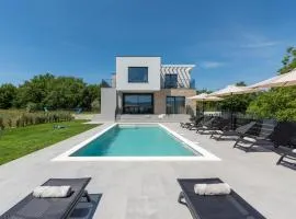 Villa Ani for 8 people near Labin Rabac with private pool and children playground