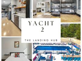 Family Suite With Kitchen, Pool, And Activities、Pacificのホテル