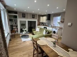 Charlton Old Farm Guesthouse
