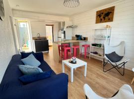 Appartement 55 m2 - 2 chambres - avec vue mer, hotel in La Bernerie-en-Retz