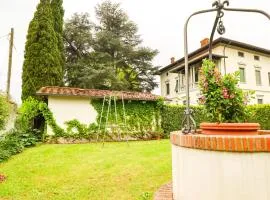 TUSCAN HOUSE WITH GARDEN - with Wi-Fi, Free Parking