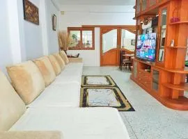 Entire House for 16 people - Walking Distance from BTS Onnut