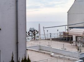 Ferienwohnung Ella - direkt am Bodensee, iseteenindusega majutus sihtkohas Friedrichshafen