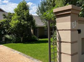 Tanya's Haven Guesthouse, hotel sa Klerksdorp
