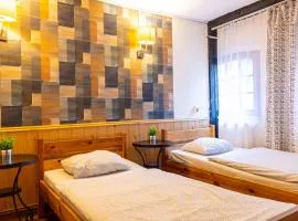 Hostel Orange