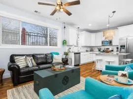 The Heart of TC 2BDR Ground Floor Condo in Downtown TC 2846