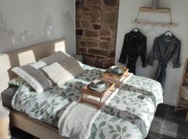 L'Olivine Chambre d'hôtes, hótel í Profondeville