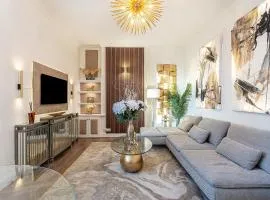 Ground Floor Apartment - 10 mins walk from town