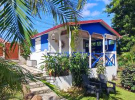 TI SOLEY Bungalow de charme avec piscine, bungalow em Bouillante