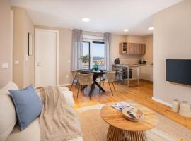 ZK luxury apartments, hotel v Murteru