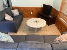 Sleeps 6, Pet friendly, Hot tub