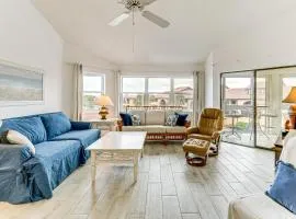 Walk to Beach Snowbird Getaway in Manasota Key!