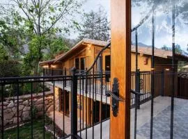Stunning 1BR House in Camino Real