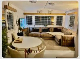 Hoburne Devon Bay Holiday Home Fresh Bright Rental - Home from home