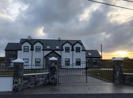 Belmullet 4BR full house near town centre, hotell sihtkohas Tallagh
