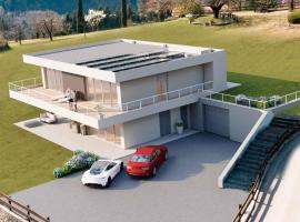 Apartment in Ville del Monte - Gardasee 48295, hotel in Tenno