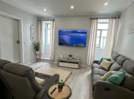 Maré Alta - Deluxe Stay Minutes To Marina Center