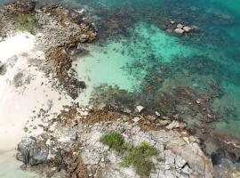 Privilège Passeio de Lancha em Angra dos Reis e Ilha Grande, hotel in Angra dos Reis