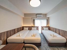 Apartment Hotel 11 Kuromon 4, hotel en Osaka