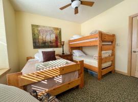 1BR 1BA for 5 Close to Outdoor Activities, hotel in Brian Head