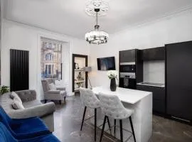 2Bedroom apartment by the castle