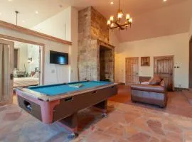 14 Guests 5BR 2BA At-Home Gym & Spacious Living