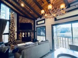 7 Guests 3BR 3BA Spacious & Beautiful Area