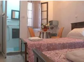 Ziryab Room