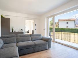 Villa Emilia - Appartamento Niki, Hotel in Cremeno