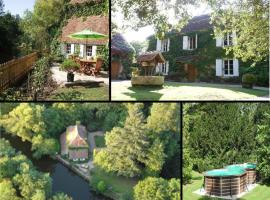 Gite rural avec piscine en bord de rivière, viešbutis mieste Vallenay