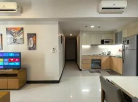 2 Bedroom unit near airport