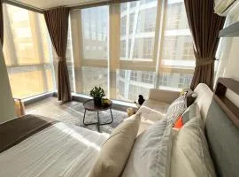 Funky HQ - 1BR Eastwood Global Plaza