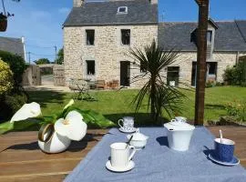 Jolie maison en pierre avec grand jardin pour 6