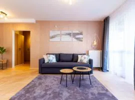Gozsdu White Raven Residence 105 - free parking, terrace