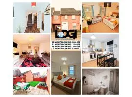 Roomy Spark Home with Parking, Garden, Wi-Fi