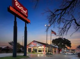 Red Roof Inn & Suites Irving - DFW Airport South