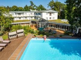 Ostseehotel Villen im Park - ein Rovell Hotel, hotel v destinaci Bansin