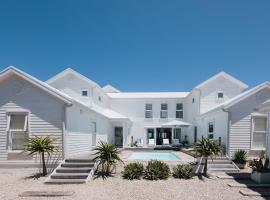 Thyme & Tide Beach Villa, hotel in Yzerfontein