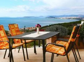 Strandnahe Ferienwohnung Mit Terrasse