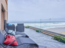 Amwaj Apt - Wake to Waves Stylish 1-Bedroom by the Shore